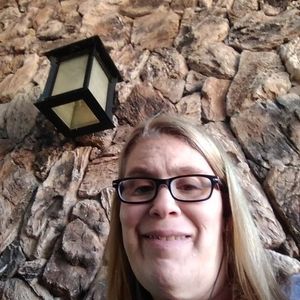 Meet your Posher, Kara